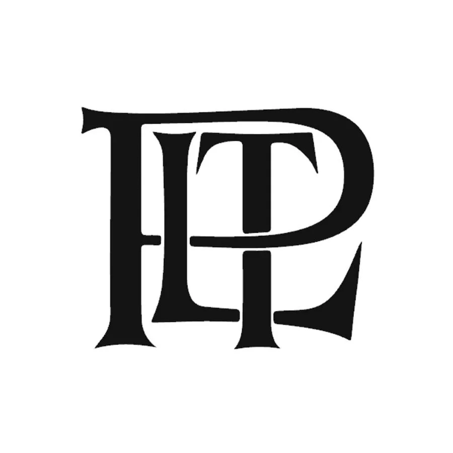Pretty Little Thing logo